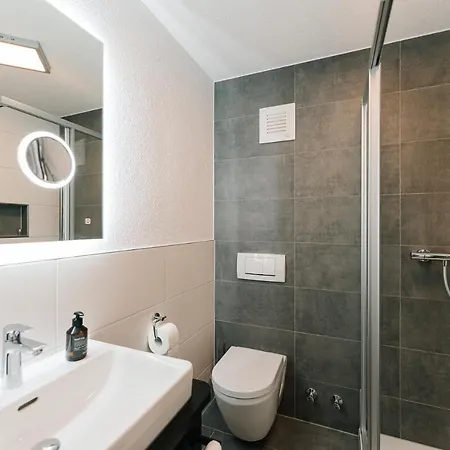 Moderne 3 Zi.-fewo Scandi Style 70 Qm Naehe Freiburg Apartamento *